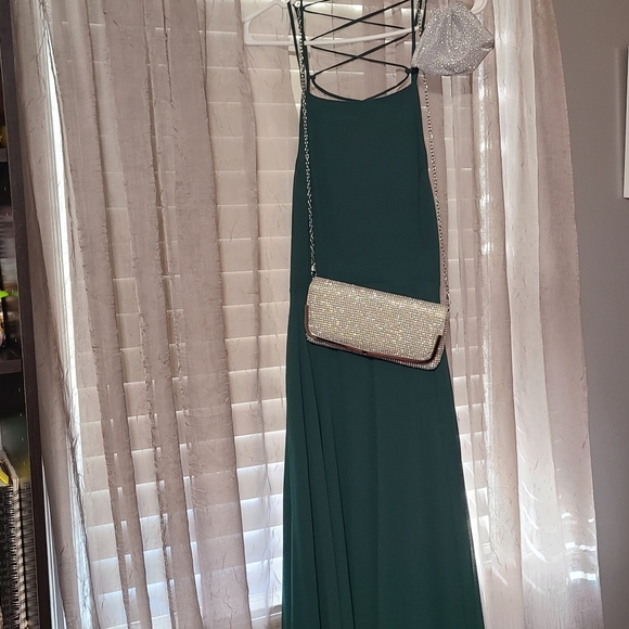 Formal Dress - Picture 8 of 8